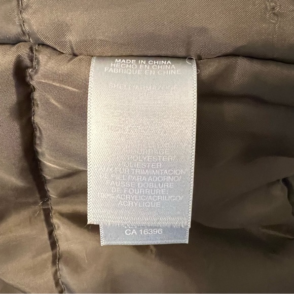 Liz Claiborne Women’s Green Utility Cargo Vest Size Medium Sleeveless Outdoor - Picture 5 of 9